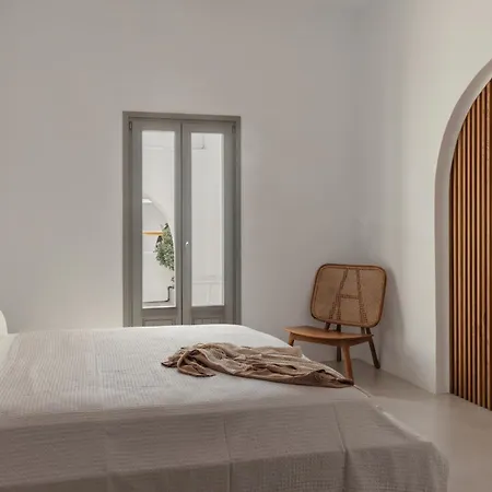 Siora Of Paros - Two * Naousa (Paros)