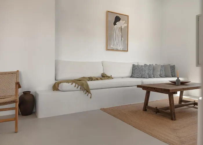 Siora Of Paros - Two * Náoussa